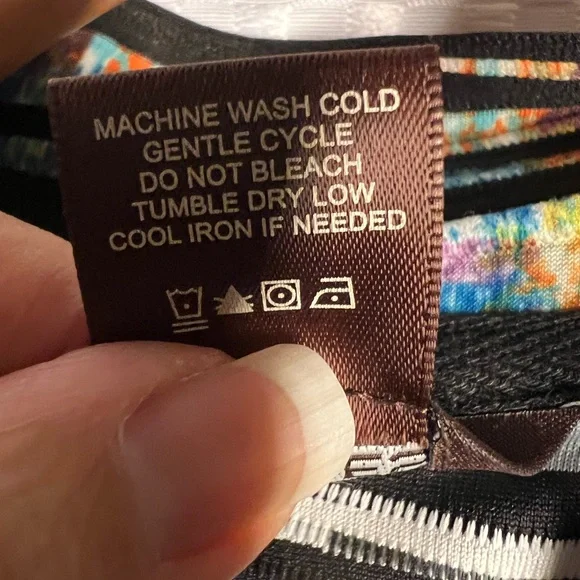 Multiples Vibrant Striped  Artsy long sleeve statement buttons  business blzer - Picture 7 of 11